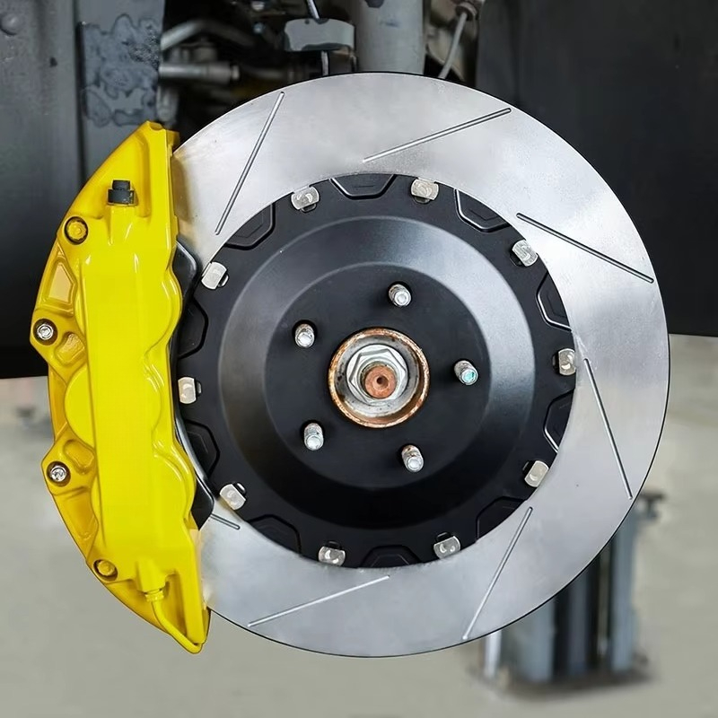 カスタマイズ可能な軽量フロント＆リア4ピストン＆6ピストンブ - Forged Front Brake Caliper 4 Piston のレビューと価格